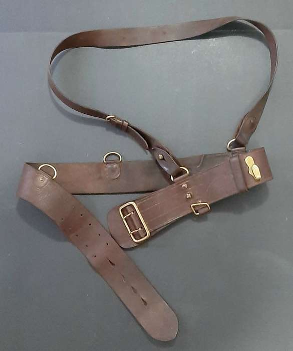 WW2 UDF Officer's Leather Sam Browne Belt Assembly with Cross-Strap 34" SA Issue