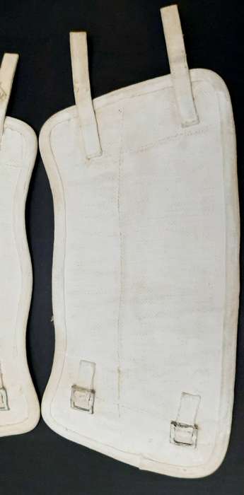 **1940s Union Defence Force: Anklet 'Puttees' w/ Buckles (Framm & Co. 1948).**