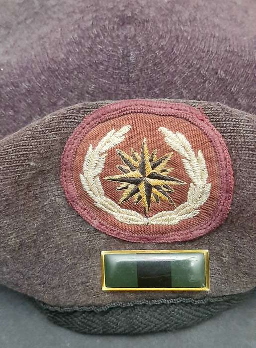 **RARE: Mid-1990s SA Reconnaissance Regiment 'Recce' Beret w/ Embroidered Badge & Infantry Balkie **