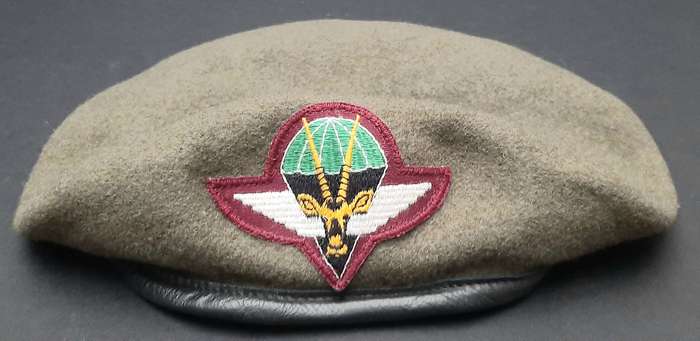 **Border War : 1980s SWATF Unissued Parachute Battalion Beret w/ Embroidered Insignia(59)**