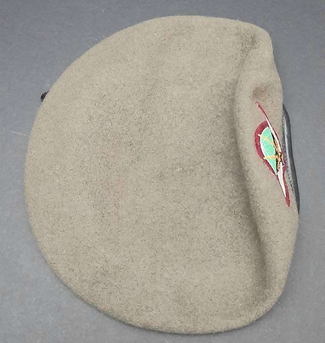 **Border War : 1980s SWATF Unissued Parachute Battalion Beret w/ Embroidered Insignia(59)**