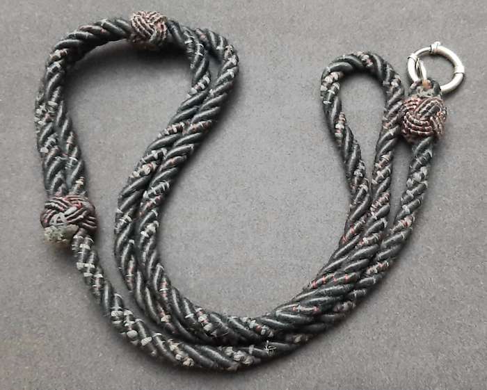 **WW2 British: King's Royal Rifle Corps R.S.M / W.O. 2 Regimental Lanyard (62cm).**