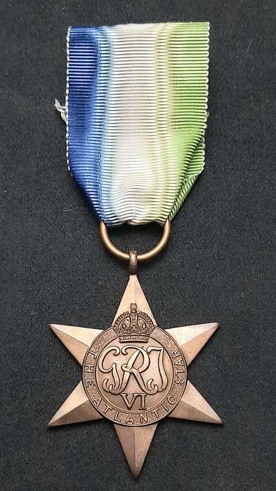 ** RARE WW2: British Atlantic Star Campaign Medal w/ Silk Ribbon (Ex-Mount).**