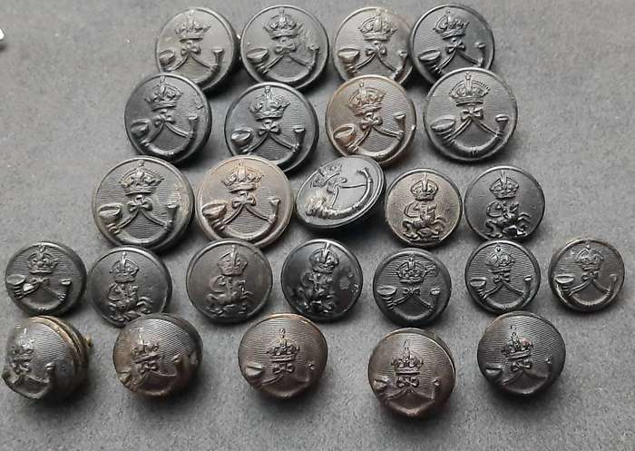 WW2 British: King's Royal Rifle Corps 1944 Bakelite Service Dress Button Lot (x 25)