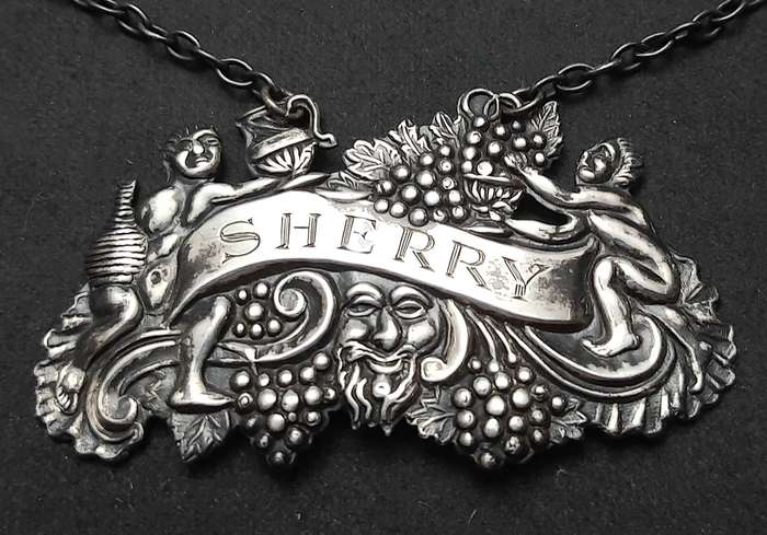 STUNNING: .925 Silver English 'Dionysian' Sherry Decanter Collar (11.77g).