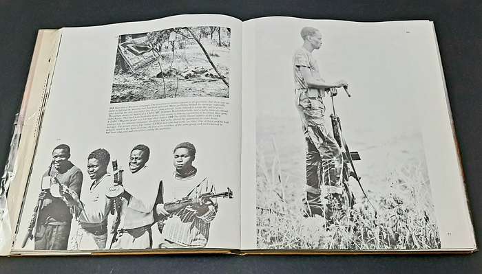 RARE: Rhodesian Bush War 'Contact II' H/cover Book 1st Ed (Paul Moorcroft).