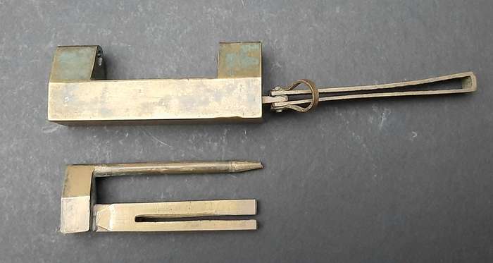 RARE: Early 20th Century- Brass Chinese Box Lock w/ Key ( 7 cm).