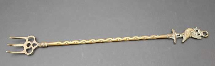 Early 20th Century: English Brass 'Liver Bird' Toasting Fork (45cm).