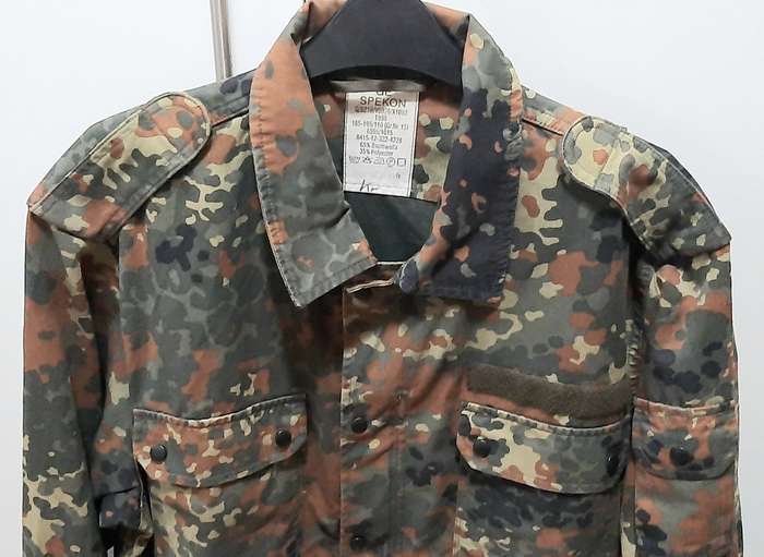 1990s German Bundeswehr Flecktarn Camouflage Field Dress Jacket with Zipper (L/XL)