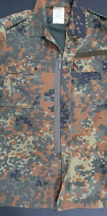 1990s German Bundeswehr Flecktarn Camouflage Field Dress Jacket with Zipper (L/XL)