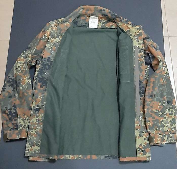 1990s German Bundeswehr Flecktarn Camouflage Field Dress Jacket with Zipper (L/XL)
