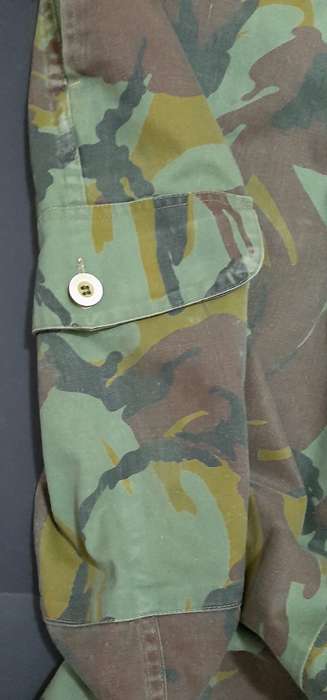 1990s New Zealand Defence Force DPM Camouflage Trousers (Large)