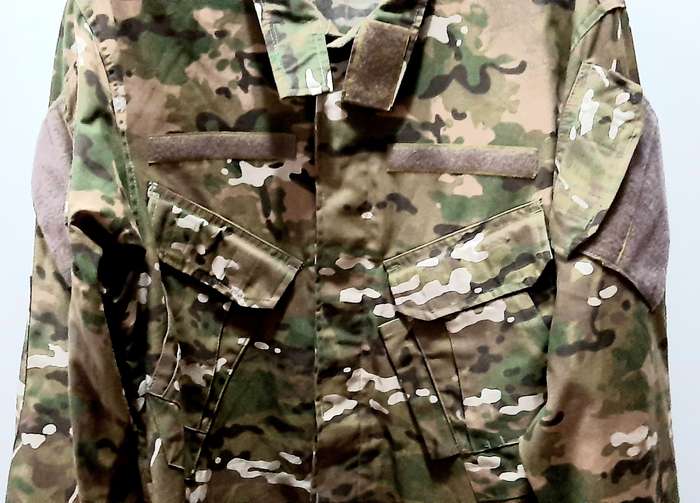 Afghanistan: U.S. Army 'Varied Terrain' Camouflage F/dress L/S Shirt ( L/XL).