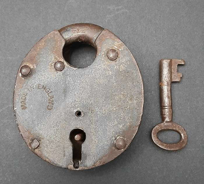 Late 19th Century: English Wrought Iron Padlock w/ Key  (Functional).
