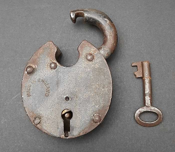Late 19th Century: English Wrought Iron Padlock w/ Key  (Functional).