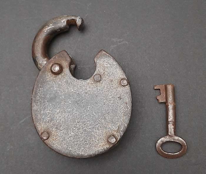 Late 19th Century: English Wrought Iron Padlock w/ Key  (Functional).