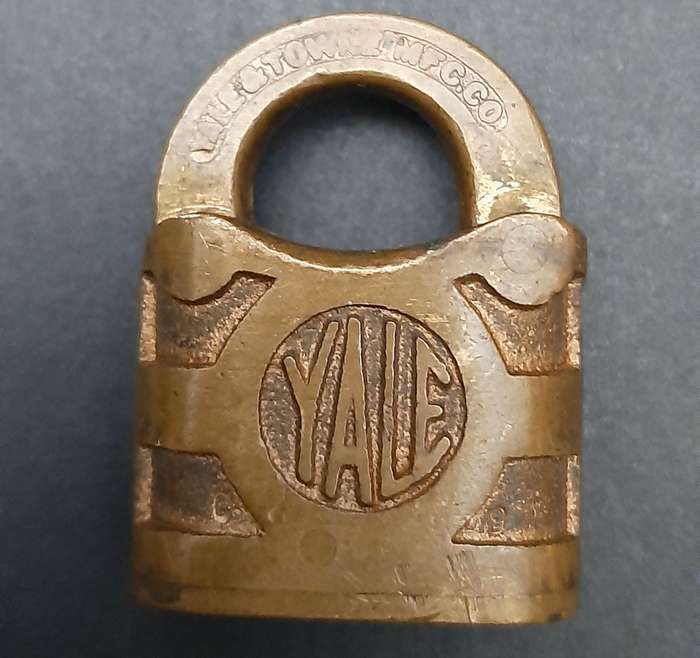 Early 20th Century: Yale & Towne Brass Padlock w/out Key (3.5cm x 3.5cm)