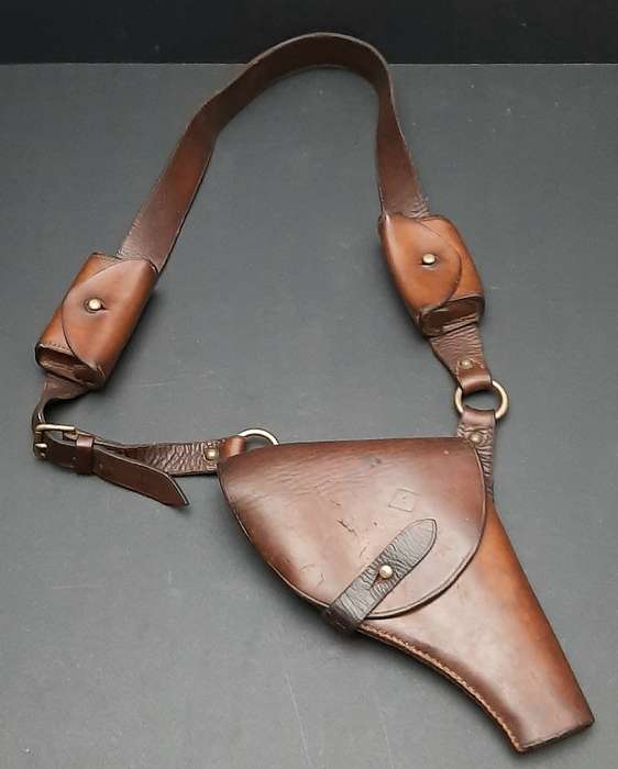RARE: 1906 Natal Rebellion Era - S.A.C  . 455 Webley Short Leather Pistol Holster & Ammunition Pouch