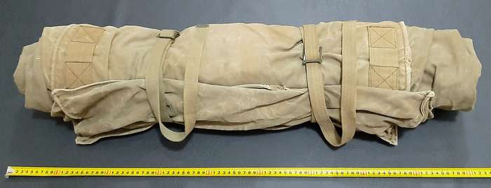 RARE: 1969 SADF Officer's Green Bedding Roll w/ Zipper & Wool Lining (SPJ & Union Marked)