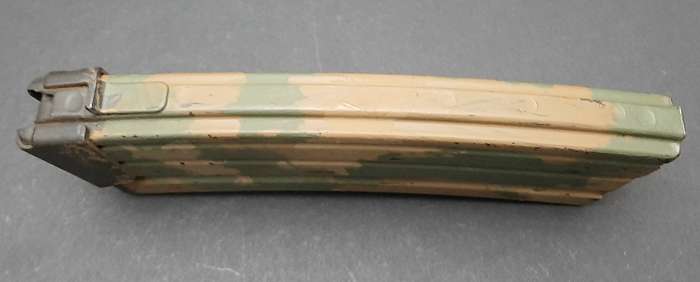 Early 1990s: ABS-ISD 2nd Patt. Camouflage R4/ R5  Steel 30 Rnd Magazine #3.