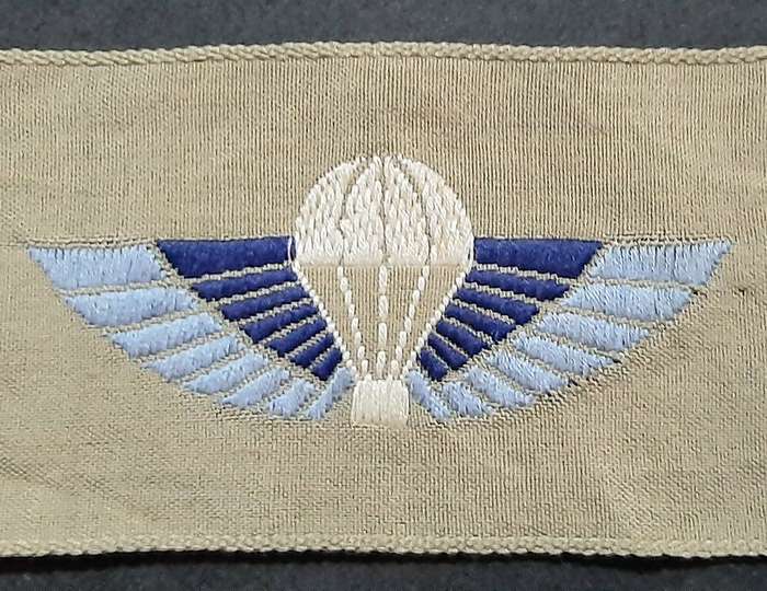 RARE: 1990s Australian S.A.S Embroidered Summer Dress Parachute Wing.