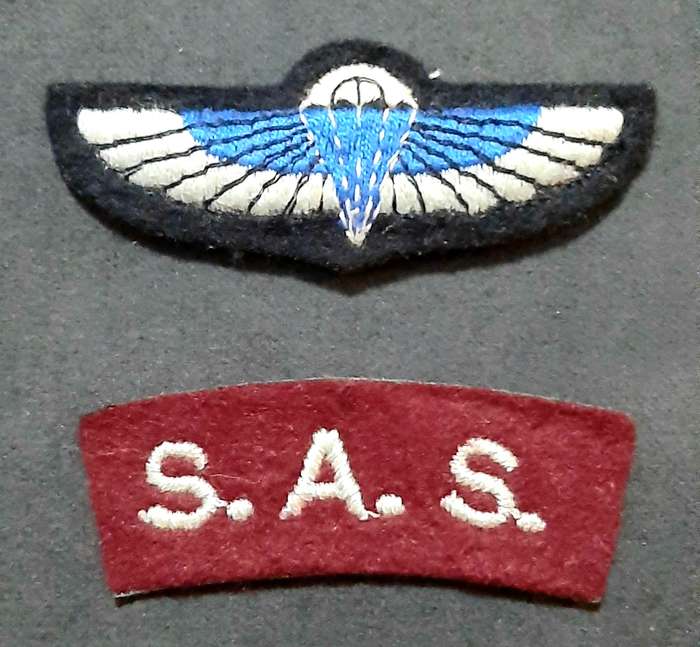 RARE: Early 1980s New Zealand S.A.S Patt.44 Maroon Title & Parachute Wing ( 2 Pcs).