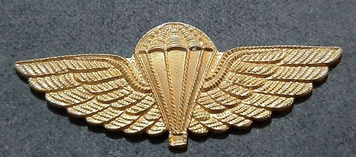 RARE: 1980s Australian S.A.S Bronze Metallic HALO Dress Parachute Wing #2 (No Lugs).