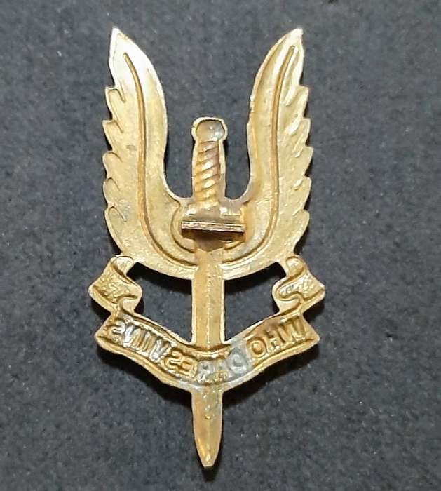 RARE: 1980s British S.A.S Bronze Metallic Beret Badge #2 (No Slide)..