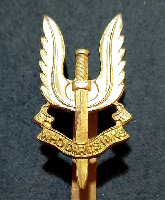 RARE: 1980s British S.A.S Bronze Metallic Beret Badge w/ Slide.