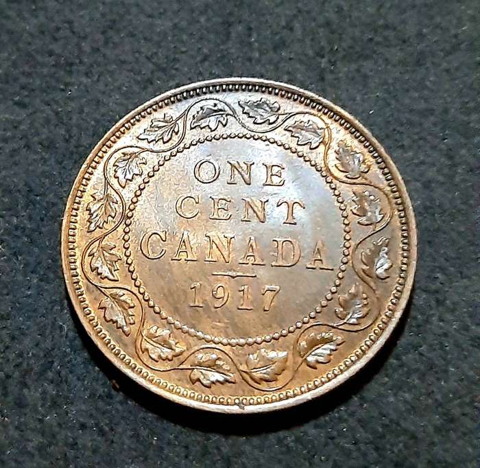 Canada: 1917  KGV Bronze 1 Cent Coin (XF).