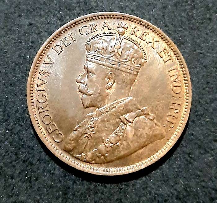 Canada: 1917  KGV Bronze 1 Cent Coin (XF).
