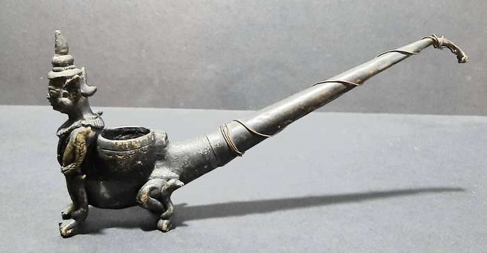 STUNNING: Early-20th Century South-East Asian / Thai Cast Bronze Opium Pipe (23cm).