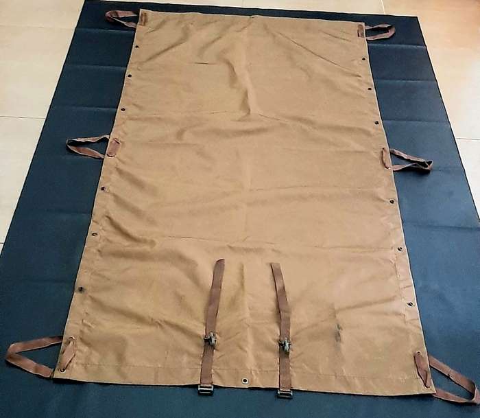 Border War 1970s : SADF Nutria Nat. Service Nylon Groundsheet/ Shelter #2 ( 1.8m x 0.5m ).