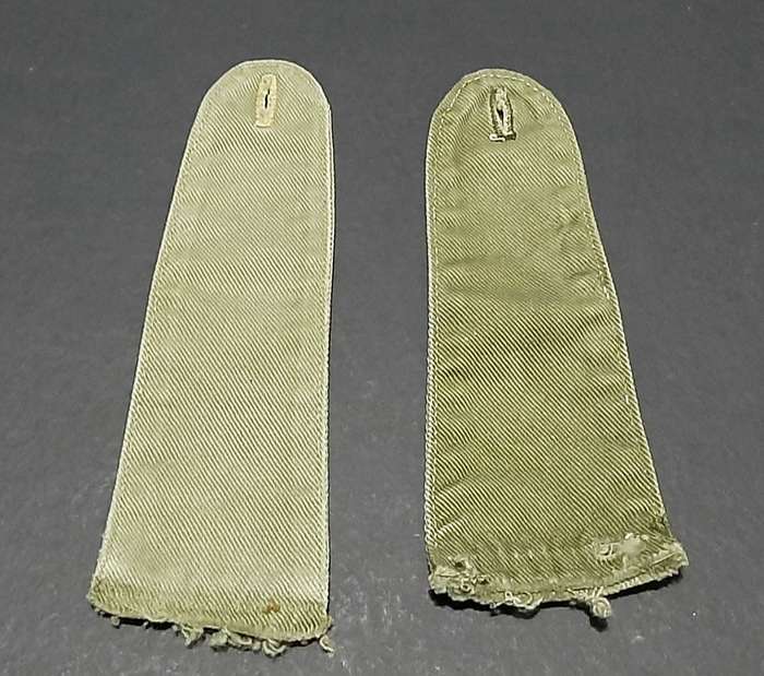 Rhodesian Bush War: 1960s Green Variegated Army Uniform Rank Epaulettes (x 2 Pcs).