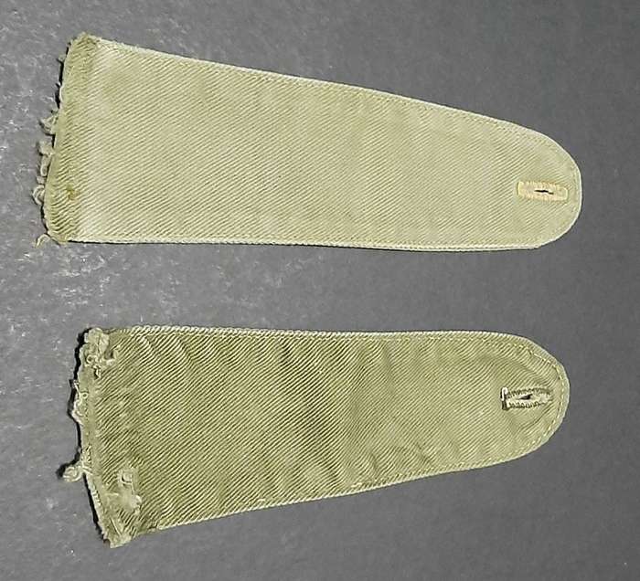 Rhodesian Bush War: 1960s Green Variegated Army Uniform Rank Epaulettes (x 2 Pcs).