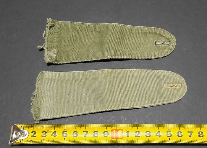 Rhodesian Bush War: 1960s Green Variegated Army Uniform Rank Epaulettes (x 2 Pcs).