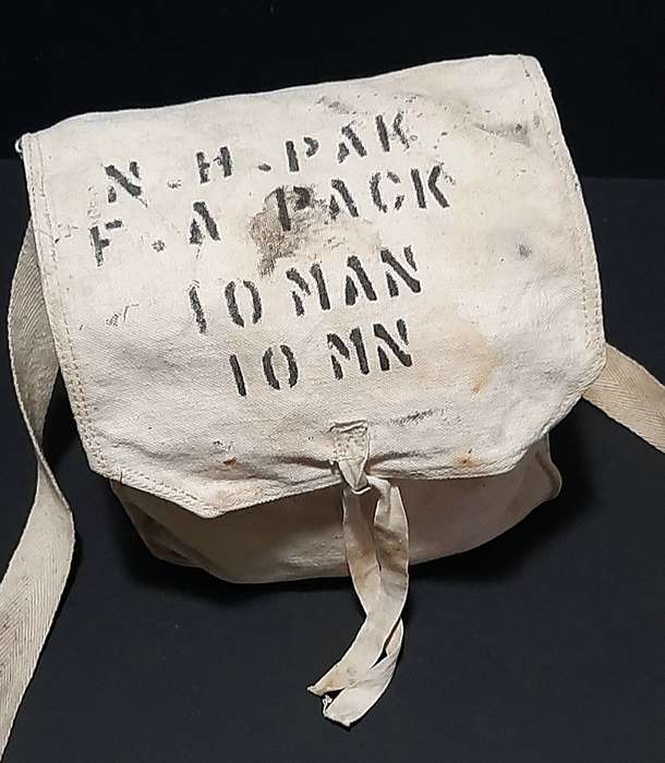 RARE: WW2 UDF Medic's 10-Man First Field Aid Webbing Bag w/ Sling (USED).