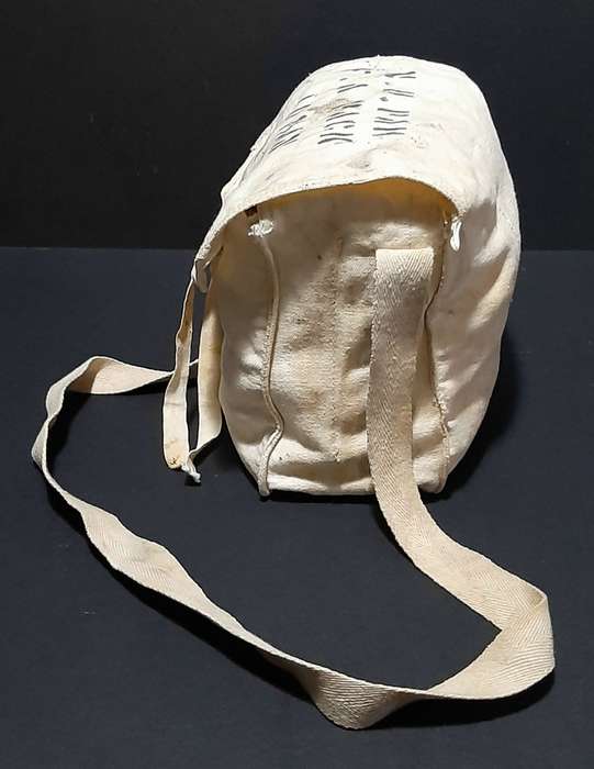 RARE: WW2 UDF Medic's 10-Man First Field Aid Webbing Bag w/ Sling (USED).
