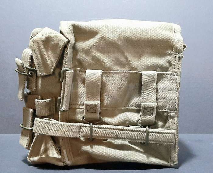 RARE: 1970s Rhodesian Bush War - Unissued Patt.69 Green Webbing Kidney Pouch( Right).
