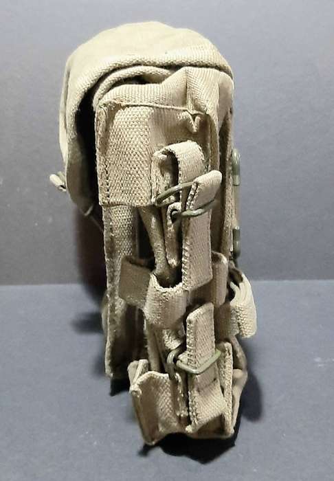 RARE: 1970s Rhodesian Bush War - Unissued Patt.69 Green Webbing Kidney Pouch( Right).