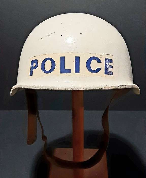 RARE: 1960s Rhodesian- BSAP Fibre Riot Helmet w/ Liner & Webbing Chin-Strap (XL).
