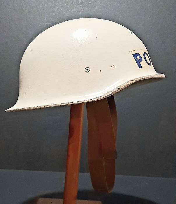 RARE: 1960s Rhodesian- BSAP Fibre Riot Helmet w/ Liner & Webbing Chin-Strap (XL).