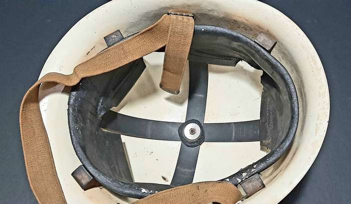 RARE: 1960s Rhodesian- BSAP Fibre Riot Helmet w/ Liner & Webbing Chin-Strap (XL).