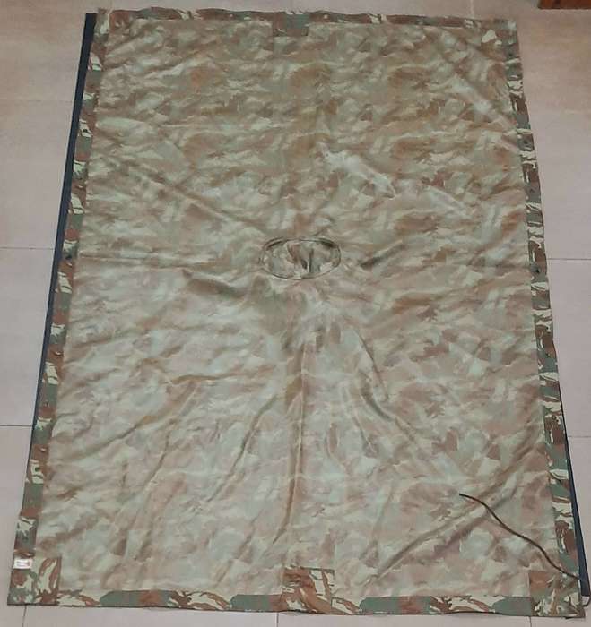 RARE: Border War 1980s - SADF 32 Battalion Camouflage Poncho/ Groundsheet w/ Hood (Specifico).