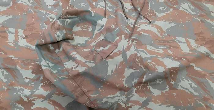 RARE: Border War 1980s - SADF 32 Battalion Camouflage Poncho/ Groundsheet w/ Hood (Specifico).