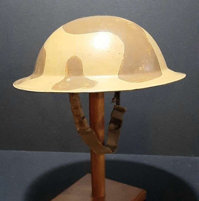 RARE: WW2 UDF 'Amoeba' Camouflage Pattern 'Brodie' Helmet w/ Webbing Strap (No Liner).