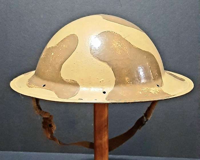 RARE: WW2 UDF 'Amoeba' Camouflage Pattern 'Brodie' Helmet w/ Webbing Strap (No Liner).