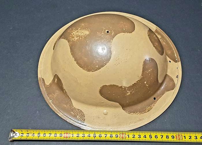 RARE: WW2 UDF 'Amoeba' Camouflage Pattern 'Brodie' Helmet w/ Webbing Strap (No Liner).