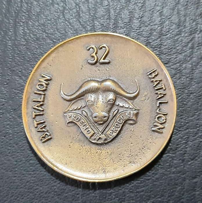 Border War: 1980s SADF  32 Battalion Unit ' Buffalo'  Medallion ( Un-numbered).