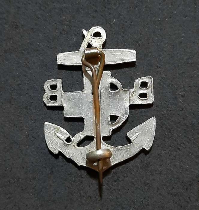 RARE: 20th Century 'Boys Brigade' 3 Years Service Badge w/ Pin.
